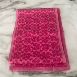 Coach scarf
